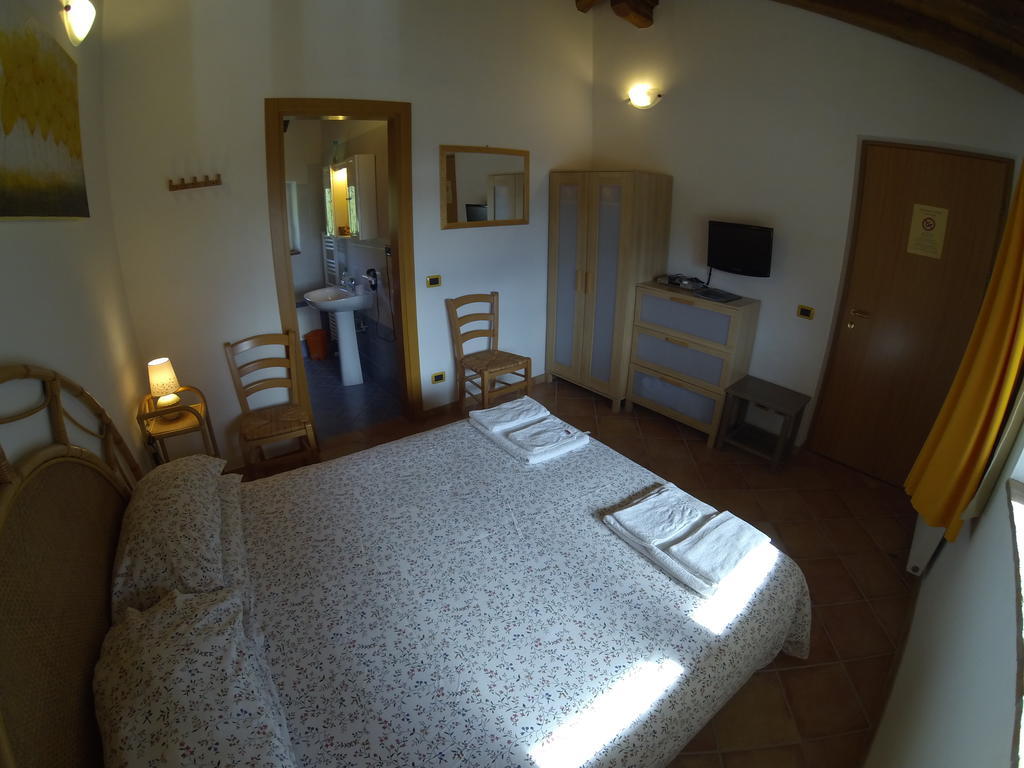 Al Campo Di Sotto Bed & Breakfast Buia ภายนอก รูปภาพ