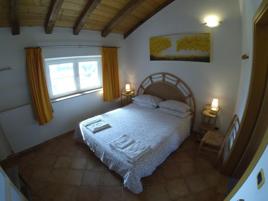 Al Campo Di Sotto Bed & Breakfast Buia ภายนอก รูปภาพ